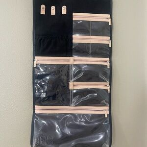 BEIS Black Hanging Organizer